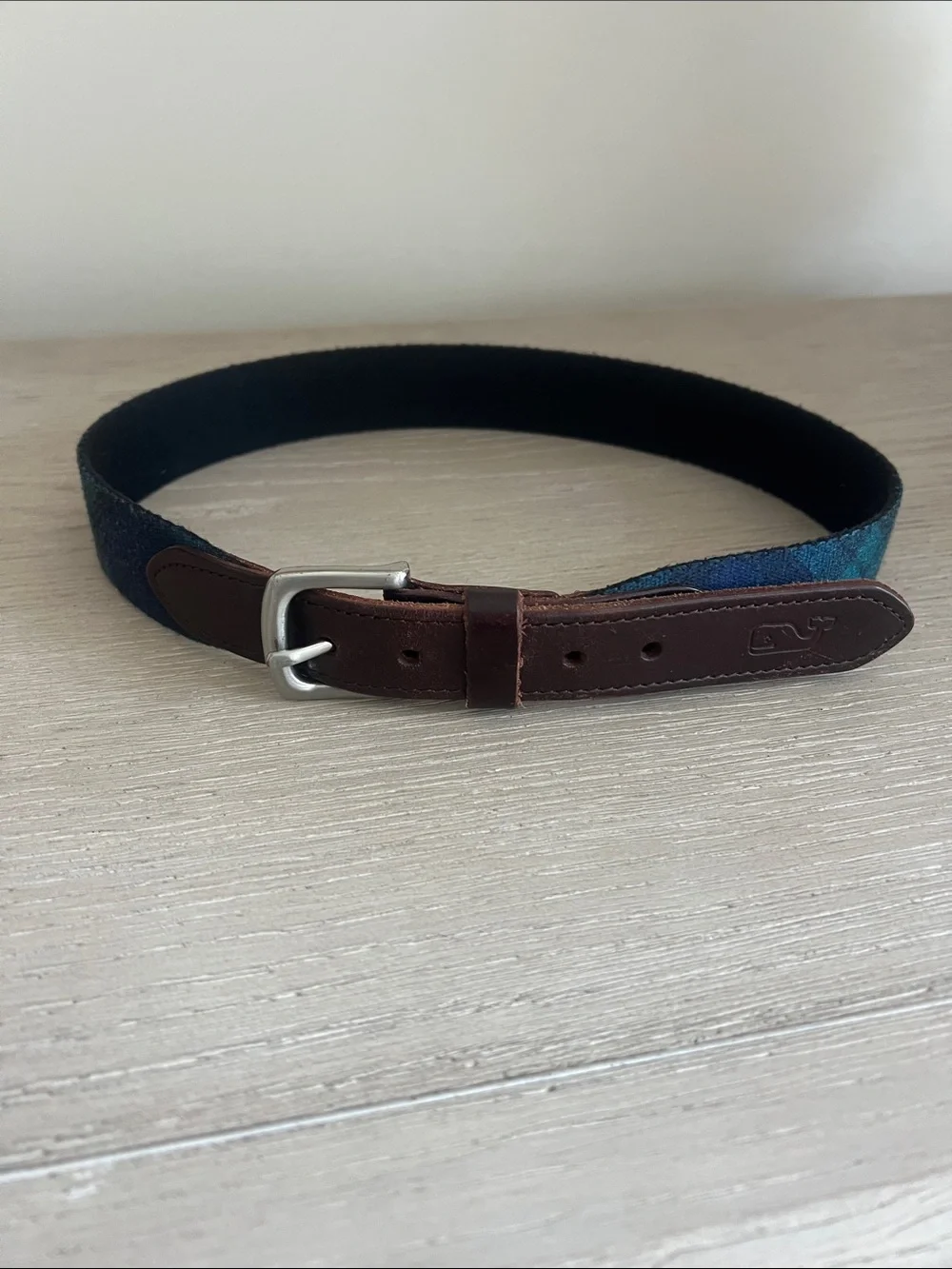 Boys, Vinyard Vines, navy and green plaid belt size 24 brown leather